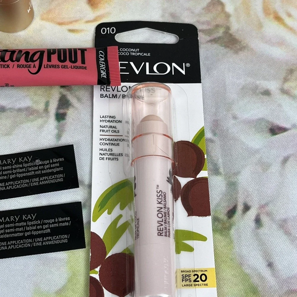 Lipstick Lot Revlon Covergirl Joah Mary Kay Melting Pout Wet N Wild Frost Makeup